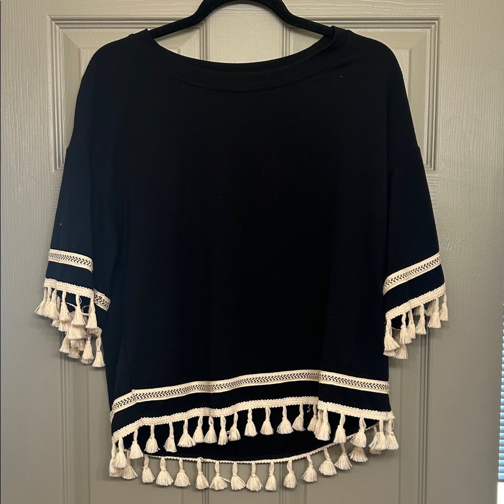 Harlowe & Graham Black Top with White Accents